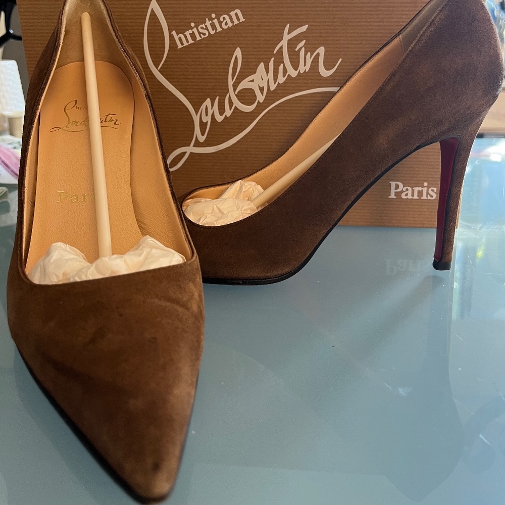 Louboutin Suede heels